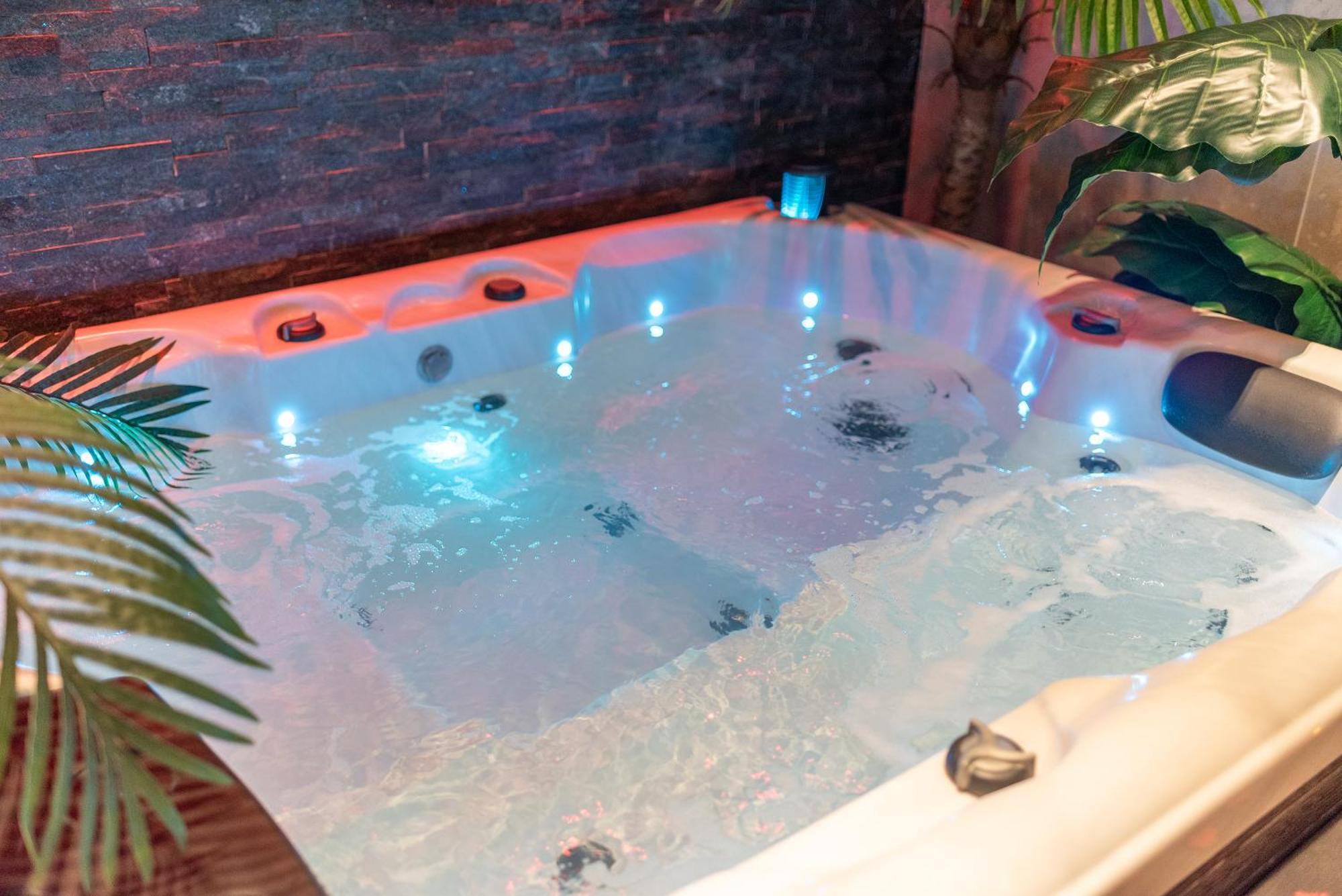 L’Insolite, Spa Privatif  Toulouse Exterior foto